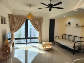 New Georgetown Tropical Macalister 218 Homestay 9pax to11pax HENG
